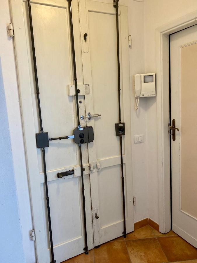 Nice & Roomy Apartment Behind The Uffizi Museum Флоренция Екстериор снимка